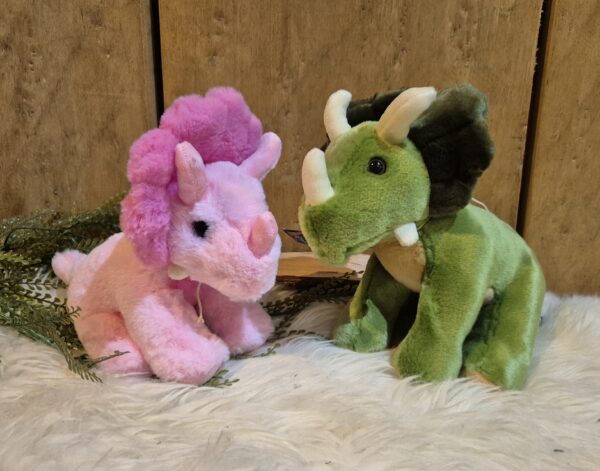 Triceratops knuffel roze medium - Image 2